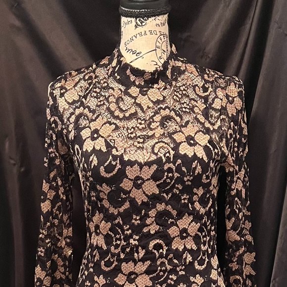 Dress - Picture 3 of 5